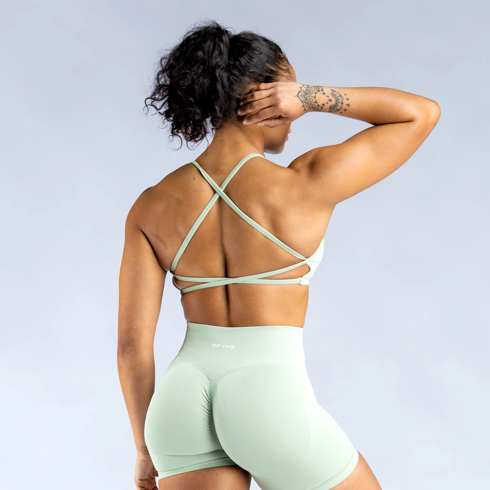 Dynamic Backless Sports Bra - Image 4