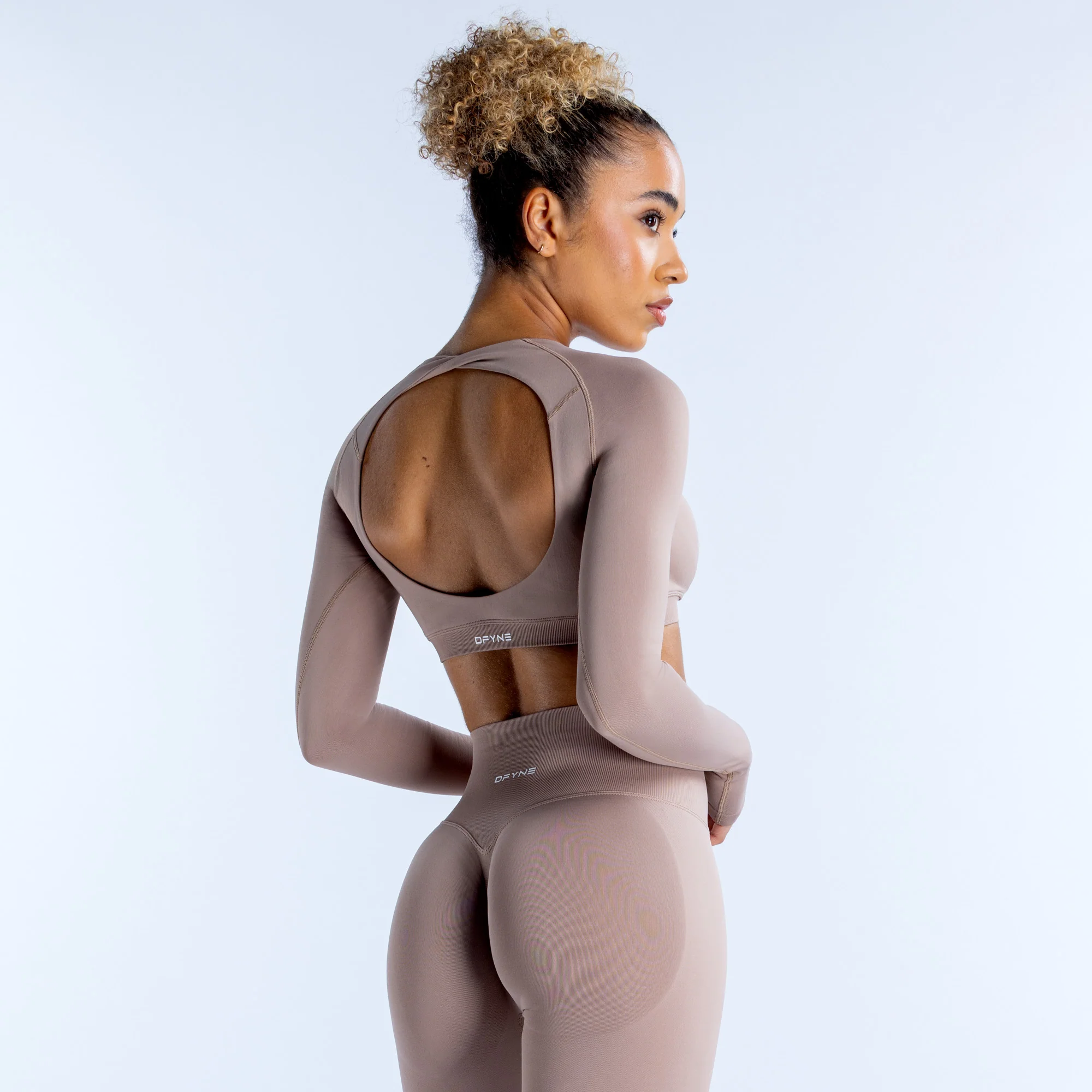 Dynamic Long Sleeve Crop Top - Image 4